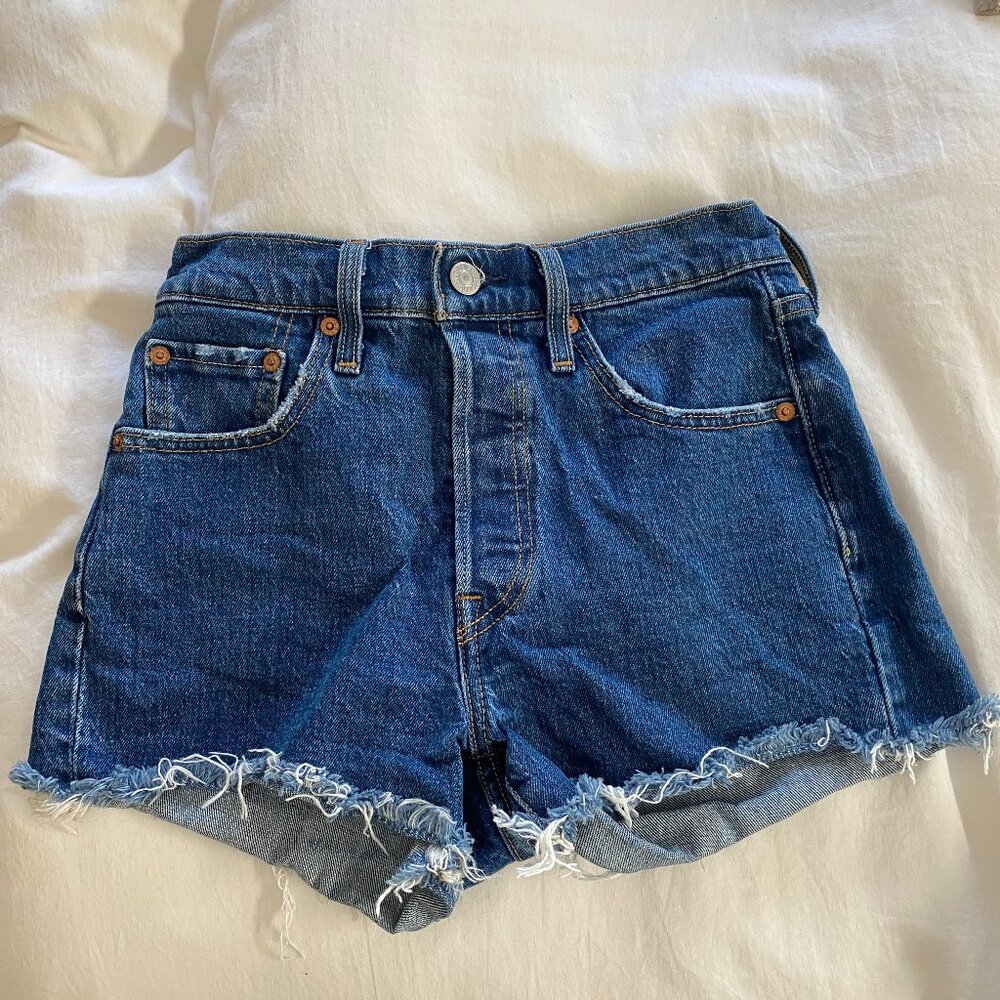 Levi’s 501 High Rise Women's Shorts Size 25